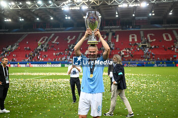 16/08/2023 - Manchester City’s Erling Haaland with the UEFA Super Cup 2023 at the final soccer match between Manchester City F.C. vs. Sevilla F.C. at the Stadio Georgios Karaiskakis-Piraeus in Athens, Greece, 16th of August 2023 - EUROPEAN SUPER CUP MANCHESTER CITY VS SEVILLE - SUPERCOPPA EUROPEA - CALCIO