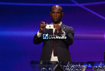 2023-08-31 - During the Uefa Champions League group draw,former football player Eric Abidal draws group B on 31 August 2023 at Grimaldi Forum, Monaco . Photo Nderim KACELI - EUROPEAN CLUB FOOTBALL KICK OFF CEREMONY - OTHER - SOCCER
