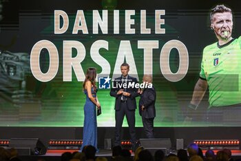 2023-12-04 - Daniele Orsato attends during the Gran Gala del Calcio 2023 Oscar del Calcio Awards AIC at Superstudio Maxi, Milan, Italy on December 05, 2023 - GRAN GALA DEL CALCIO AIC - OTHER - SOCCER