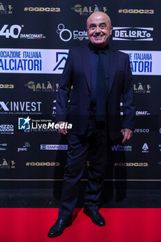 2023-12-04 - Paolo Cevoli attends during the Gran Gala del Calcio 2023 Oscar del Calcio Awards AIC at Superstudio Maxi, Milan, Italy on December 04, 2023 - GRAN GALA DEL CALCIO AIC - OTHER - SOCCER