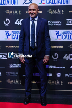 2023-12-04 - Luciano Spalletti Head Coach of Italy attends during the Gran Gala del Calcio 2023 Oscar del Calcio Awards AIC at Superstudio Maxi, Milan, Italy on December 04, 2023 - GRAN GALA DEL CALCIO AIC - OTHER - SOCCER