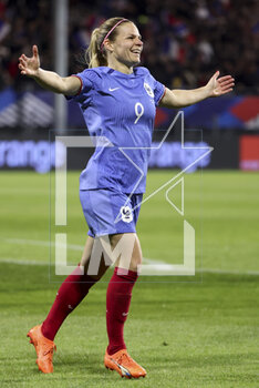 2023-04-07 - Eugenie Le Sommer of France celebrates her goal during the Women's Friendly football match between France and Colombia on April 7, 2023 at Stade Gabriel-Montpied in Clermont-Ferrand, France - FOOTBALL - WOMEN'S FRIENDLY GAME - FRANCE V COLOMBIA - FRIENDLY MATCH - SOCCER
