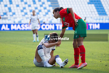 2023-07-01 - Valentina Giacinti of Italy and Sabah Seghir of Morocco in action during the Women´s International Friendly match between Italy and Morocco at Stadio Paolo Mazza on July 01, 2023 in Ferrara, Italy. ©Photo: Cinzia Camela. - ITALY WOMEN VS MOROCCO - FRIENDLY MATCH - SOCCER