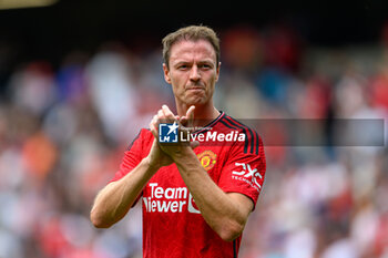 2023-07-19 - Jonny Evans of Manchester United during the pre-season friendly football match between Manchester United and Olympique Lyonnais (Lyon) on 19 July 2023 at the Scottish Gas Murrayfield Stadium in Edinburgh, Scotland - FOOTBALL - FRIENDLY GAME - MANCHESTER UNITED V LYON - FRIENDLY MATCH - SOCCER