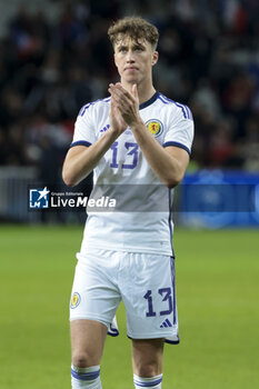 2023-10-17 - Jack Hendry of Scotland salutes the supporters following the International Friendly football match between France and Scotland on October 17, 2023 at Stade Pierre Mauroy in Villeneuve-d'Ascq near Lille, France - FOOTBALL - FRIENDLY GAME - FRANCE V SCOTLAND - FRIENDLY MATCH - SOCCER