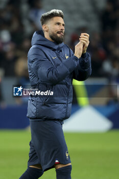 2023-10-17 - Olivier Giroud of France salutes the supporters following the International Friendly football match between France and Scotland on October 17, 2023 at Stade Pierre Mauroy in Villeneuve-d'Ascq near Lille, France - FOOTBALL - FRIENDLY GAME - FRANCE V SCOTLAND - FRIENDLY MATCH - SOCCER