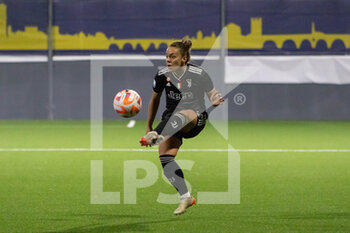 25/01/2023 - Juventus Lisa Boattin receiving the ball - CHIEVO VERONA VS JUVENTUS WOMEN - COPPA ITALIA FEMMINILE - CALCIO