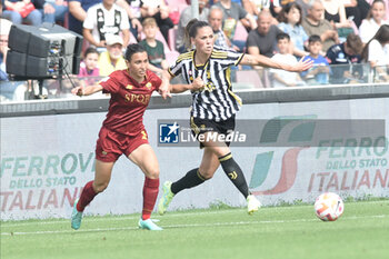 2023-06-04 - Sara Bjoak of Juventus FC competes for the ball withv Lucia Di Guglielmo of AS Roma during the Italian Cup Final between AS Roma vs Juventus FC at Arechi Stadium - FINAL - JUVENTUS FC VS AS ROMA - WOMEN ITALIAN CUP - SOCCER