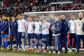 2023-03-26 - the members of the Italian bench line up during the National Anthems - EUROPEAN QUALIFIERS - MALTA VS ITALY - UEFA EUROPEAN - SOCCER