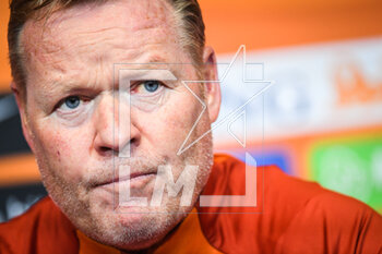 2023-03-23 - Ronald KOEMAN of Netherlands during the press conference of the Netherlands team ahead of the UEFA Euro 2024, European Qualifiers football match between France and Netherlands, on March 23, 2023 at Stade de France in Saint-Denis near Paris, France - FOOTBALL - FRANCE V NETHERLANDS - TRAINING AND PRESS CONFERENCE - UEFA EUROPEAN - SOCCER