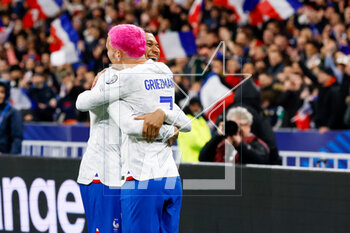 2023-03-24 - Kylian Mbappe of France and Antoine Griezmann of France celebrate their sides first goal during the UEFA Euro 2024, European Qualifiers, Group B football match between France and Netherlands on March 24, 2023 at Stade de France in Saint-Denis near Paris, France - FOOTBALL - EURO 2024 - QUALIFYING - FRANCE V NETHERLANDS - UEFA EUROPEAN - SOCCER