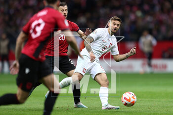 2023-03-27 - Karol Linetty of Poland during the UEFA Euro 2024, European Qualifiers, Group E football match between Poland and Albania on March 27, 2023 at PGE Narodowy in Warsaw, Poland - FOOTBALL - EURO 2024 - QUALIFYING - POLAND V ALBANIA - UEFA EUROPEAN - SOCCER