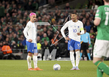 2023-03-27 - Antoine Griezmann, Kylian Mbappe of France during the UEFA Euro 2024, European Qualifiers, Group B football match between Republic of Ireland and France on March 27, 2023 at Dublin Arena in Dublin, Republic of Ireland - FOOTBALL - EURO 2024 - QUALIFYING - REPUBLIC OF IRELAND V FRANCE - UEFA EUROPEAN - SOCCER