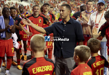 2023-06-17 - Former Red Devils captain Eden Hazard greets fans during a ceremony for the end of his career with the Belgian national team Red Devils following the UEFA Euro 2024, European Qualifiers, Group F, football match between Belgium and Austria on June 17, 2023 at King Baudouin Stadium in Brussels, Belgique - FOOTBALL - EURO 2024 - QUALIFYING - BELGIUM V AUSTRIA - UEFA EUROPEAN - SOCCER