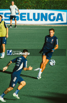 2023-09-04 - Mateo Retegui and Matteo Politano - ITALY TRAINING SESSION - UEFA EUROPEAN - SOCCER