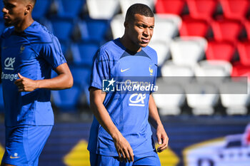 2023-09-06 - Kylian MBAPPE of France during the training of the French team ahead of the UEFA Euro 2024, European Qualifiers football match between France and Ireland, on September 6, 2023 at Parc des Princes Stadium in Paris, France - FOOTBALL - EURO 2024 - FRANCE V REPUBLIC OF IRELAND - TRAINING AND PRESS CONFERENCE - UEFA EUROPEAN - SOCCER