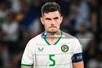 2023-09-07 - John EGAN of Ireland during the UEFA Euro 2024, European Qualifiers Group B football match between France and Republic of Ireland on September 7, 2023 at Parc des Princes stadium in Paris, France - FOOTBALL - EURO 2024 - QUALIFYING - FRANCE V REPUBLIC OF IRELAND - UEFA EUROPEAN - SOCCER