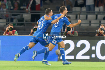 2023-10-14 - Giacomo Bonaventura of Italy celebrates after scoring a goal with Giacomo Raspadori of Italy - UEFA EURO 2024 QUALIFIERS - ITALY VS MALTA - UEFA EUROPEAN - SOCCER