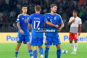 2023-10-14 - Davide Frattesi of Italy celebrates after scoring a goal with Manuel Locatelli of Italy - UEFA EURO 2024 QUALIFIERS - ITALY VS MALTA - UEFA EUROPEAN - SOCCER