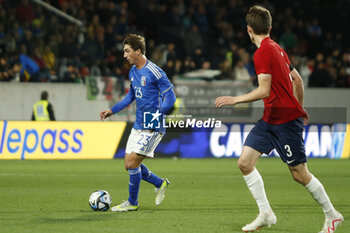 2023-10-17 - Fabio Miretti of Italy  play the ball during Italy U21  vs Norway U21, 3° match of European Qualifiers 2025 group A, game at GNerone Claudio Druso in Bolzano - Bolzen (BZ), Italy, on October 17, 2023. - 2025 UEFA EURO UNDER 21 QUALIFIERS - ITALY VS NORWAY - UEFA EUROPEAN - SOCCER