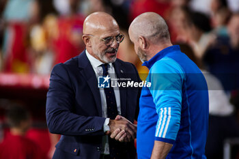 2023-10-12 - Luis de la Fuente, head coach of Spain, and Steve Clarke, head coach of Scotland during the UEFA EURO 2024, European Qualifiers Group A football match between Spain and Scotland on October 12, 2023 at La Cartuja stadium in Sevilla, Spain - FOOTBALL - EURO 2024 - QUALIFYING - SPAIN V SCOTLAND - UEFA EUROPEAN - SOCCER