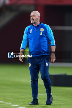 2023-10-12 - Steve Clarke, head coach of Scotland during the UEFA EURO 2024, European Qualifiers Group A football match between Spain and Scotland on October 12, 2023 at La Cartuja stadium in Sevilla, Spain - FOOTBALL - EURO 2024 - QUALIFYING - SPAIN V SCOTLAND - UEFA EUROPEAN - SOCCER