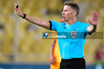 2023-10-16 - Referee Alejandro Hernandez during the UEFA Euro 2024, Qualifiers Group B football match between Greece and Netherlands on October 16, 2023 at OPAP Arena in Athens, Greece - FOOTBALL - EURO 2024 - QUALIFYING - GREECE V NETHERLANDS - UEFA EUROPEAN - SOCCER