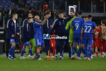 2023-11-17 - Italy greets the fans during the Day 9 of UEFA EURO 2024 European qualifier, Group C, match between Italy and North Macedonia, 17 November 2023 at the Olympic Stadium in Rome, Italy. - ITALY VS NORTH MACEDONIA - UEFA EUROPEAN - SOCCER