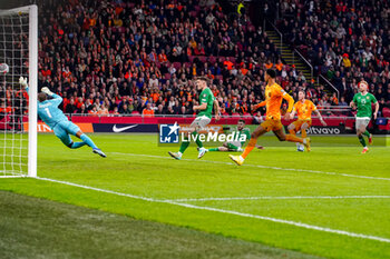 2023-11-18 - Wout Weghorst of The Netherlands scores a goal 1-0 during the UEFA EURO 2024, Qualifiers Group B football match between Netherlands and Republic of Ireland on November 18, 2023 at Johan Cruijff ArenA in Amsterdam, Netherlands - FOOTBALL - EURO 2024 - QUALIFYING - NETHERLANDS V REPUBLIC OF IRELAND - UEFA EUROPEAN - SOCCER