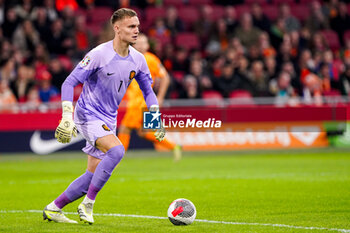 2023-11-18 - Goalkeeper Bart Verbruggen of The Netherlands during the UEFA EURO 2024, Qualifiers Group B football match between Netherlands and Republic of Ireland on November 18, 2023 at Johan Cruijff ArenA in Amsterdam, Netherlands - FOOTBALL - EURO 2024 - QUALIFYING - NETHERLANDS V REPUBLIC OF IRELAND - UEFA EUROPEAN - SOCCER