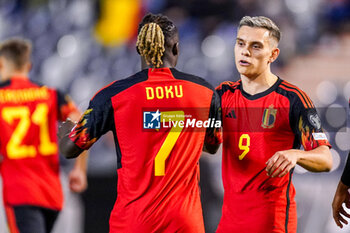 2023-11-19 - Leandro Trossard of Belgium celebrates after scoring his teams fifth goal, Jeremy Doku of Belgium during the UEFA Euro 2024, Qualifiers Group F football match between Belgium and Azerbaijan on November 19, 2023 at King Baudouin Stadium in Brussels, Belgium - FOOTBALL - EURO 2024 - QUALIFYING - BELGIUM V AZERBAIJAN - UEFA EUROPEAN - SOCCER