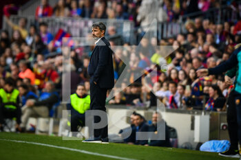 2023-03-29 - Head Coach Alessandro Spugna (AS Roma Fem) during a Woman's Champions League match between FC Barcelona Femaní and AS Roma Fem at Spotify Camp Nou, in Barcelona, Spain on March 29, 2023. (Photo / Felipe Mondino) - FC BARCELONA VS AS ROMA - UEFA CHAMPIONS LEAGUE WOMEN - SOCCER