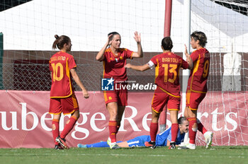 2023-10-11 - Evelyne Viens (AS Roma) celebrates after scoring the goal 1-0 during the UEFA Women’s Champions League 2023/24 quarter finals match between AS Roma vs Vorskla Poltava at the Olimpico stadium Rome on 11 October 2023. - ROMA VS VORSKLA - UEFA CHAMPIONS LEAGUE WOMEN - SOCCER