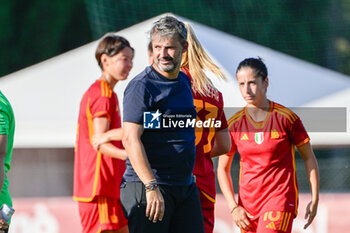 2023-10-11 - Alessandro Spugna (AS Roma) during the UEFA Women’s Champions League 2023/24 quarter finals match between AS Roma vs Vorskla Poltava at the Olimpico stadium Rome on 11 October 2023. - ROMA VS VORSKLA - UEFA CHAMPIONS LEAGUE WOMEN - SOCCER
