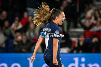 2023-10-18 - Lieke MARTENS VAN LEER of PSG celebrates his goal during the UEFA Women's Champions League, Round 2, 2nd leg football match between Paris Saint-Germain and Manchester United on October 18, 2023 at Parc des Princes stadium in Paris, France - FOOTBALL - WOMEN'S CHAMPIONS LEAGUE - PARIS SG V MANCHESTER UNITED - UEFA CHAMPIONS LEAGUE WOMEN - SOCCER