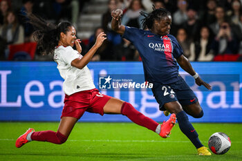 2023-10-18 - Jayde RIVIERE of Manchester United and Tabitha CHAWINGA of PSG during the UEFA Women's Champions League, Round 2, 2nd leg football match between Paris Saint-Germain and Manchester United on October 18, 2023 at Parc des Princes stadium in Paris, France - FOOTBALL - WOMEN'S CHAMPIONS LEAGUE - PARIS SG V MANCHESTER UNITED - UEFA CHAMPIONS LEAGUE WOMEN - SOCCER