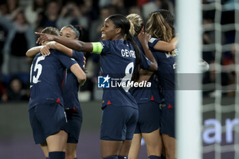 2023-10-18 - Grace Geyoro of PSG and teammates celebrate the first goal of PSG during the UEFA Women's Champions League, Round 2, 2nd leg football match between Paris Saint-Germain and Manchester United on October 18, 2023 at Parc des Princes stadium in Paris, France - FOOTBALL - WOMEN'S CHAMPIONS LEAGUE - PARIS SG V MANCHESTER UNITED - UEFA CHAMPIONS LEAGUE WOMEN - SOCCER