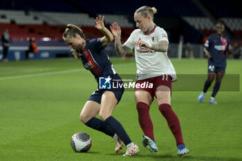 2023-10-18 - Jade Le Guilly of PSG, Leah Galton of Manchester United during the UEFA Women's Champions League, Round 2, 2nd leg football match between Paris Saint-Germain and Manchester United on October 18, 2023 at Parc des Princes stadium in Paris, France - FOOTBALL - WOMEN'S CHAMPIONS LEAGUE - PARIS SG V MANCHESTER UNITED - UEFA CHAMPIONS LEAGUE WOMEN - SOCCER