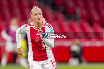 2023-11-15 - Tiny Hoekstra of AFC Ajax during the UEFA Women's Champions League, Group C football match between AFC Ajax and Paris Saint-Germain on November 15, 2023 at the Johan Cruijff ArenA in Amsterdam, Netherlands - FOOTBALL - WOMEN'S CHAMPIONS LEAGUE - AJAX V PARIS SG - UEFA CHAMPIONS LEAGUE WOMEN - SOCCER