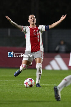 2023-11-23 - Sherida Spitse of A.F.C. Ajax during the Round 2, day 2 Group C of the UEFA Women's Champions League between F.C. Vorskla vs A.S. Roma, 23 November 2023 at the Stadio Tre Fontane in Rome, Italy. - ROMA WOMEN VS AJAX WOMEN - UEFA CHAMPIONS LEAGUE WOMEN - SOCCER