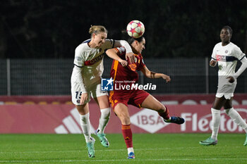 2023-12-20 - Constance Picaud of Paris Saint-Germain Evelyne Viens (AS Roma) during the UEFA Women’s Champions League 2023/24 group stage group C match between  AS Roma vs Paris Saint Germain FC at the Tre Fontane stadium Rome on 20 December 2023. - ROMA VS PARIS SAINT-GERMAIN - UEFA CHAMPIONS LEAGUE WOMEN - SOCCER