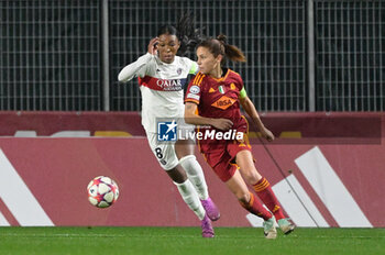 2023-12-20 - Manuela Giugliano (AS Roma) Grace Geyoro of Paris Saint-Germain during the UEFA Women’s Champions League 2023/24 group stage group C match between  AS Roma vs Paris Saint Germain FC at the Tre Fontane stadium Rome on 20 December 2023. - ROMA VS PARIS SAINT-GERMAIN - UEFA CHAMPIONS LEAGUE WOMEN - SOCCER