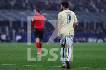2023-02-22 - Mehdi Taremi of FC Porto looks on during the UEFA Champions League 2022/23 Round of 16 - First leg football match between FC Internazionale and FC Porto at Giuseppe Meazza Stadium, Milan, Italy on February 22, 2023 - INTER - FC INTERNAZIONALE VS FC PORTO - UEFA CHAMPIONS LEAGUE - SOCCER
