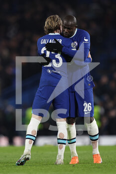 2023-03-07 - Conor Gallagher of Chelsea FC hugs Kalidou Koulibaly of Chelsea FC  - CHELSEA FC VS BORUSSIA DORTMUND - UEFA CHAMPIONS LEAGUE - SOCCER