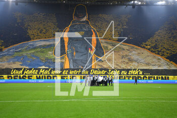 2023-02-15 - Borussia Dortmund fans make a tifo during the UEFA Champions League, Round of 16, 1st leg football match between Borussia Dortmund and Chelsea on February 15, 2023 at Signal Iduna Park in Dortmund, Germany - FOOTBALL - CHAMPIONS LEAGUE - DORTMUND V CHELSEA - UEFA CHAMPIONS LEAGUE - SOCCER