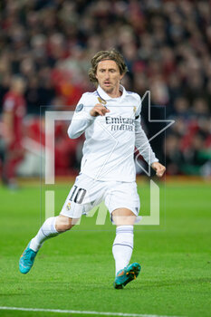 2023-02-21 - Real Madrid midfielder Luka Modric (10) during the UEFA Champions League, Round of 16, 1st leg football match between Liverpool and Real Madrid on 21 February 2023 at Anfield in Liverpool, England - FOOTBALL - CHAMPIONS LEAGUE - LIVERPOOL V REAL MADRID - UEFA CHAMPIONS LEAGUE - SOCCER