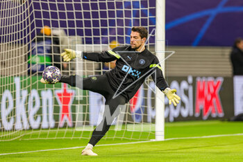 2023-02-23 - Stefan Ortega (18) of Manchester City warms up during the UEFA Champions League, Round of 16, 1st leg football match between RB Leipzig and Manchester City on February 22, 2023 at Red Bull Arena in Leipzig, Germany - FOOTBALL - CHAMPIONS LEAGUE - LEIPZIG V MANCHESTER CITY - UEFA CHAMPIONS LEAGUE - SOCCER