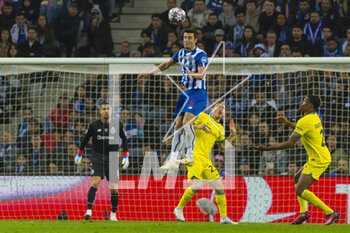 2023-03-14 - Ivan Marcano of Porto and Nicolo Barella, Denzel Dumfries of Inter during the UEFA Champions League, Round of 16, 2nd leg football match between FC Porto and FC Internazionale on March 14, 2023 at Estadio do Dragao in Porto, Portugal - FOOTBALL - CHAMPIONS LEAGUE - PORTO V INTERNAZIONALE - UEFA CHAMPIONS LEAGUE - SOCCER