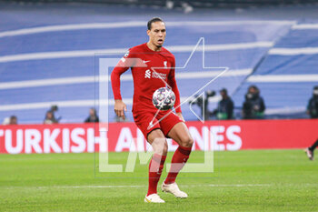 2023-03-15 - Virgil Van Dijk of Liverpool during the UEFA Champions League, Round of 16, 2nd leg football match between Real Madrid CF and Liverpool FC on March 15, 2023 at Santiago Bernabeu stadium in Madrid, Spain - FOOTBALL - CHAMPIONS LEAGUE - REAL MADRID V LIVERPOOL - UEFA CHAMPIONS LEAGUE - SOCCER