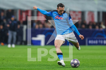2023-04-12 - Piotr Zielinski of SSC Napoli in action during UEFA Champions League 2022/23 Quarter-Finals - First  leg football match between AC Milan and SSC Napoli at San Siro Stadium, Milan, Italy on April 12, 2023 - AC MILAN VS SSC NAPOLI - UEFA CHAMPIONS LEAGUE - SOCCER